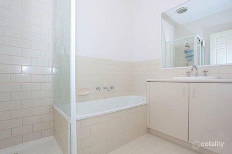 Property photo of 1 Rips Court Dingley Village VIC 3172
