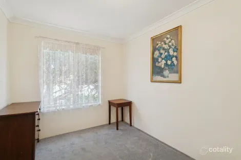 Property photo of 43 Combewood Loop Carramar WA 6031