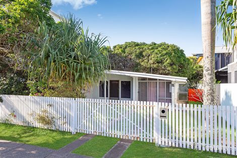 Property photo of 14 Tallebudgera Drive Palm Beach QLD 4221