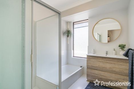 Property photo of 11 Claygate Way Kingsley WA 6026