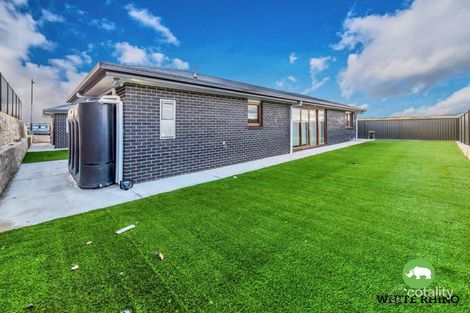 Property photo of 25 Montgomery Avenue Googong NSW 2620