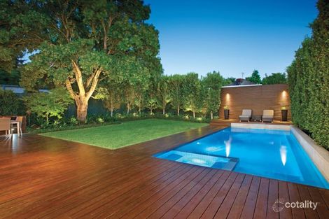 Property photo of 16 Daphne Street Canterbury VIC 3126