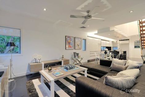 Property photo of 3/302 Riding Road Balmoral QLD 4171