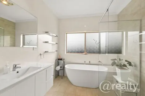 Property photo of 38 Old Hume Highway Yerrinbool NSW 2575