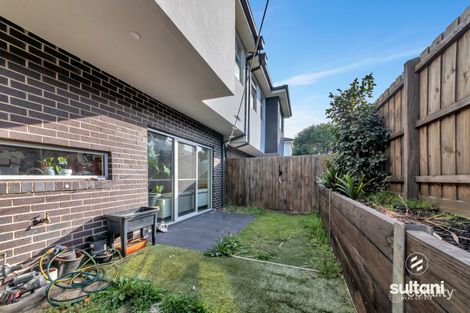 Property photo of 2/6 Doveton Avenue Eumemmerring VIC 3177