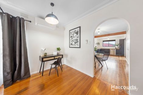 Property photo of 30 Laming Road Deer Park VIC 3023
