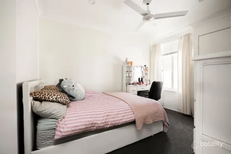 Property photo of 35 Kennedy Close Moss Vale NSW 2577