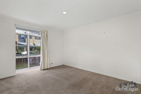 Property photo of 15 Rigby Lane Kensington VIC 3031