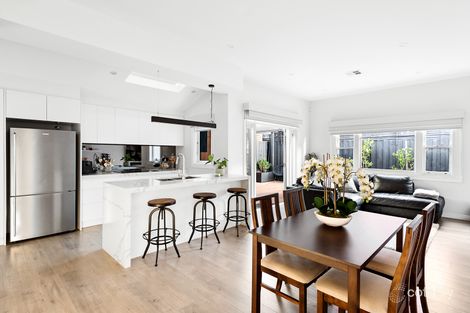 Property photo of 1/616 Gilbert Road Reservoir VIC 3073