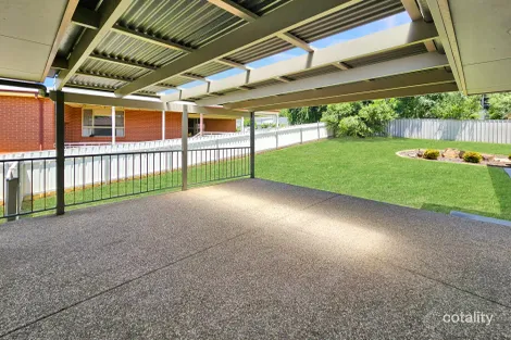 Property photo of 44 Bourkelands Drive Bourkelands NSW 2650