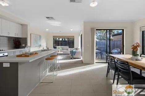 65 Wurrook Cct, North Geelong, VIC 3215