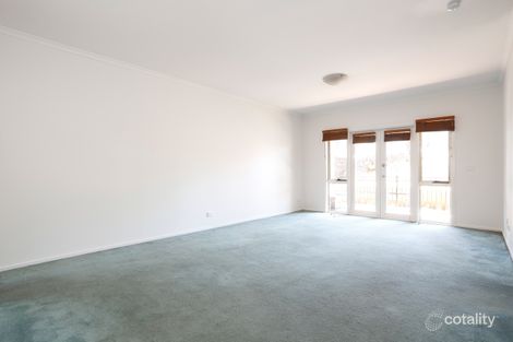 3/2 Howlett St, Kensington, VIC 3031