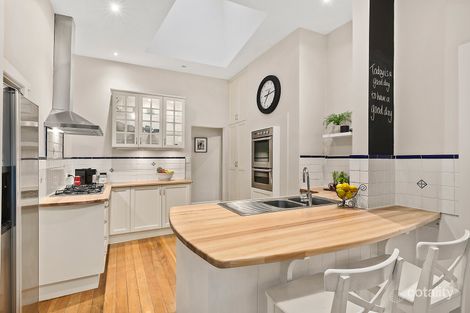 Property photo of 121 Prospect Hill Road Canterbury VIC 3126