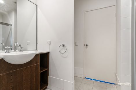 Property photo of 52/24-38 Little Bourke Street Melbourne VIC 3000