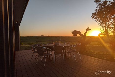 Property photo of 1810 Great Ocean Road Peterborough VIC 3270