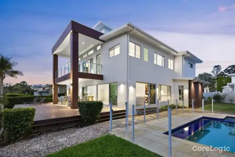 Property photo of 1038 Lakeview Terrace Benowa QLD 4217