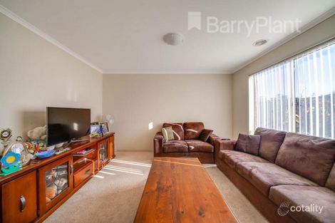 Property photo of 23 Grand Central Boulevard Pakenham VIC 3810