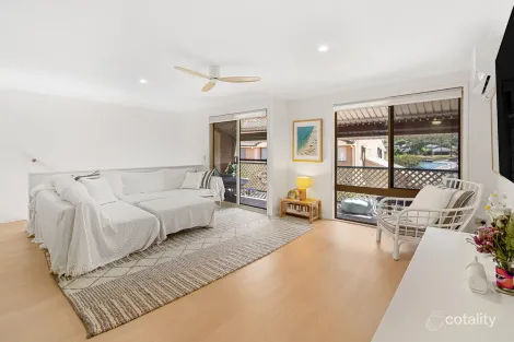 Property photo of 103/43 Murtha Drive Elanora QLD 4221