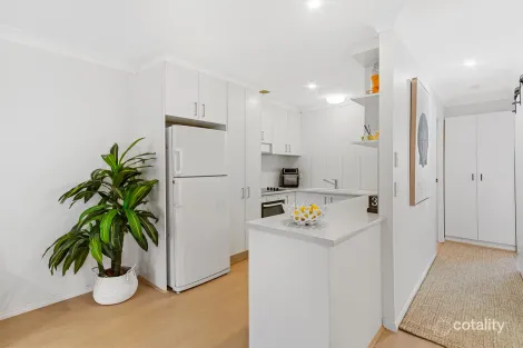 Property photo of 103/43 Murtha Drive Elanora QLD 4221