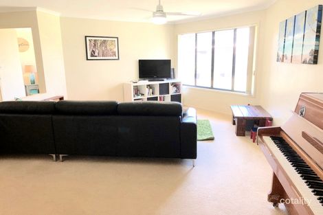 Property photo of 15 Oakdale Circuit Currimundi QLD 4551