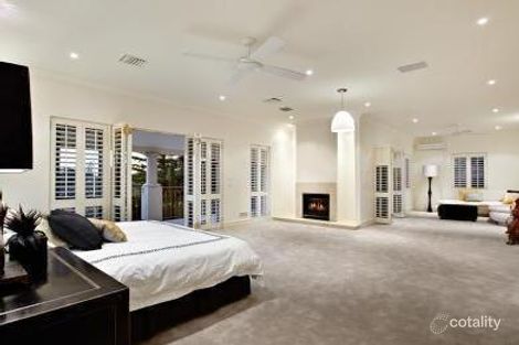 Property photo of 43 Howitt Road Caulfield North VIC 3161