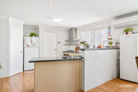 Property photo of 26 Ravendale Drive Dudley Park WA 6210
