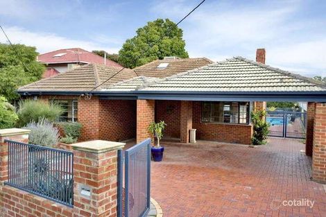 300 Nepean Hwy, Parkdale, VIC 3195