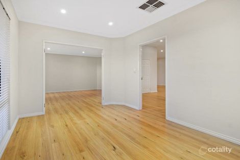 Property photo of 37 Woolmers Loop Landsdale WA 6065