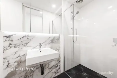 Property photo of 105/132 Balaclava Road Caulfield North VIC 3161