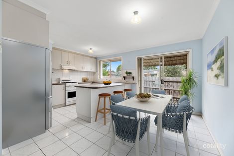 Property photo of 2/4 Greenlaw Crescent Berwick VIC 3806