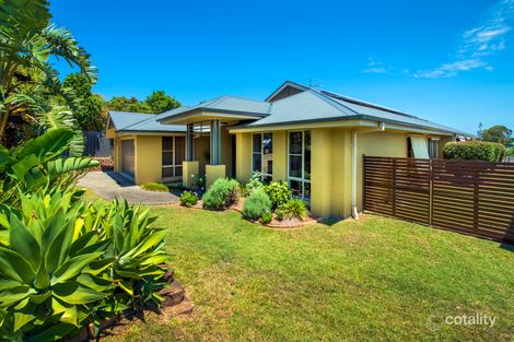 27 Burns Cres, Corindi Beach, NSW 2456