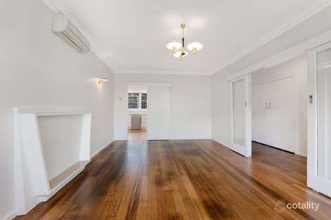 Property photo of 2/28 Allambee Avenue Camberwell VIC 3124