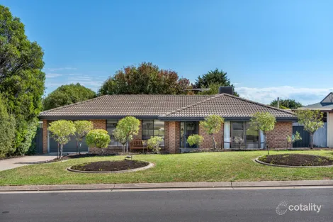 16 Queens Way, Woodcroft, SA 5162