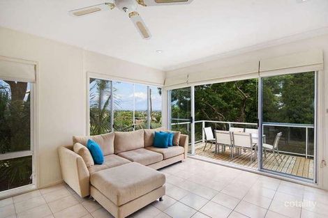 Property photo of 16 Gnarbo Avenue Carss Park NSW 2221