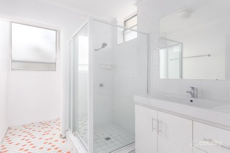 Property photo of 9/8 Lambert Road Indooroopilly QLD 4068