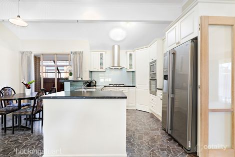 Property photo of 5 Bexley Close Werribee VIC 3030
