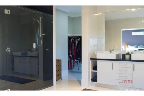 Property photo of 14 Eagle View Lane Mooloolah Valley QLD 4553