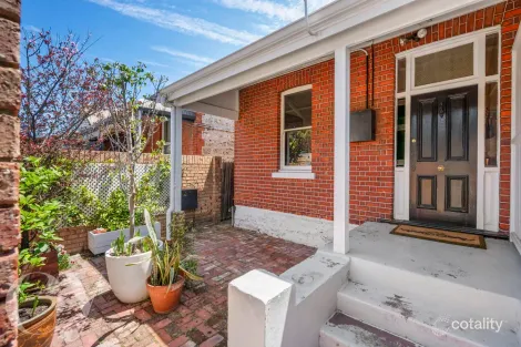 32 Tydeman Rd, North Fremantle, WA 6159