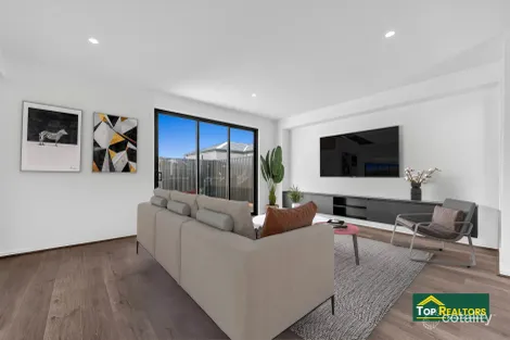 Property photo of 25 Cavill Way Tarneit VIC 3029