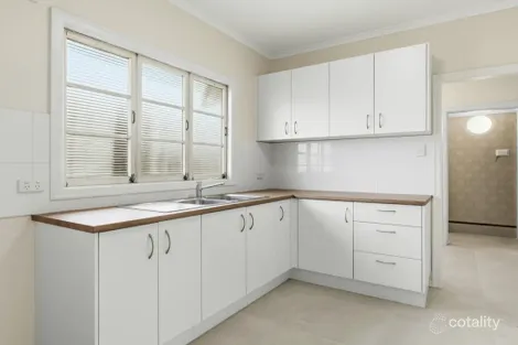 Property photo of 6 Hood Street Gatton QLD 4343