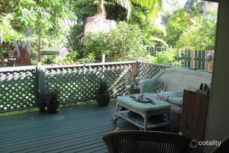 27 Oloway Cres, Alexandra Headland, QLD 4572