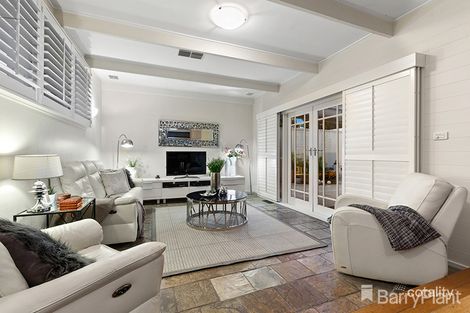 Property photo of 140 Cameron Parade Bundoora VIC 3083