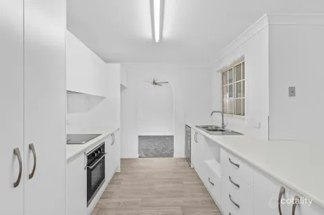 Property photo of 12 Alonbar Crescent Taree NSW 2430