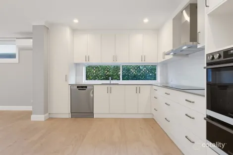 Property photo of 4 Oliver Street Mascot NSW 2020