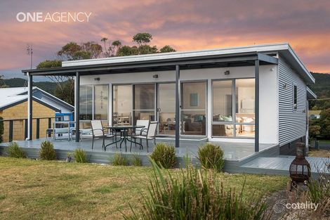 Property photo of 31 Irby Boulevard Sisters Beach TAS 7321