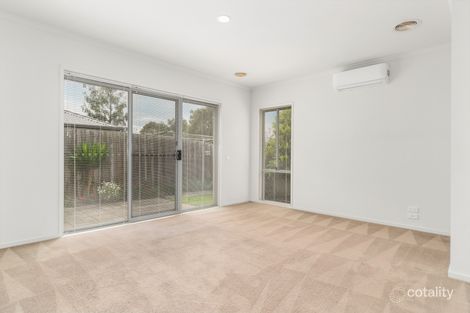 Property photo of 10/27 Ruby Joy Drive Somerville VIC 3912