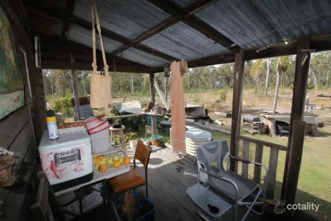 Property photo of 310 Mollenhagens Road Winfield QLD 4670