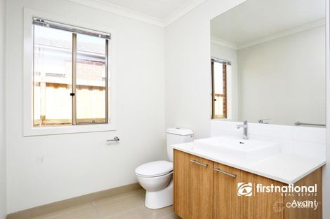 Property photo of 6 Ferntree Drive Werribee VIC 3030