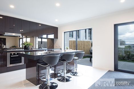 Property photo of 41 Amadeo Way Chirnside Park VIC 3116