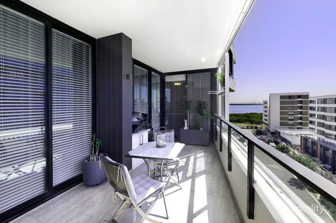 Property photo of 604/1 Foreshore Boulevard Woolooware NSW 2230